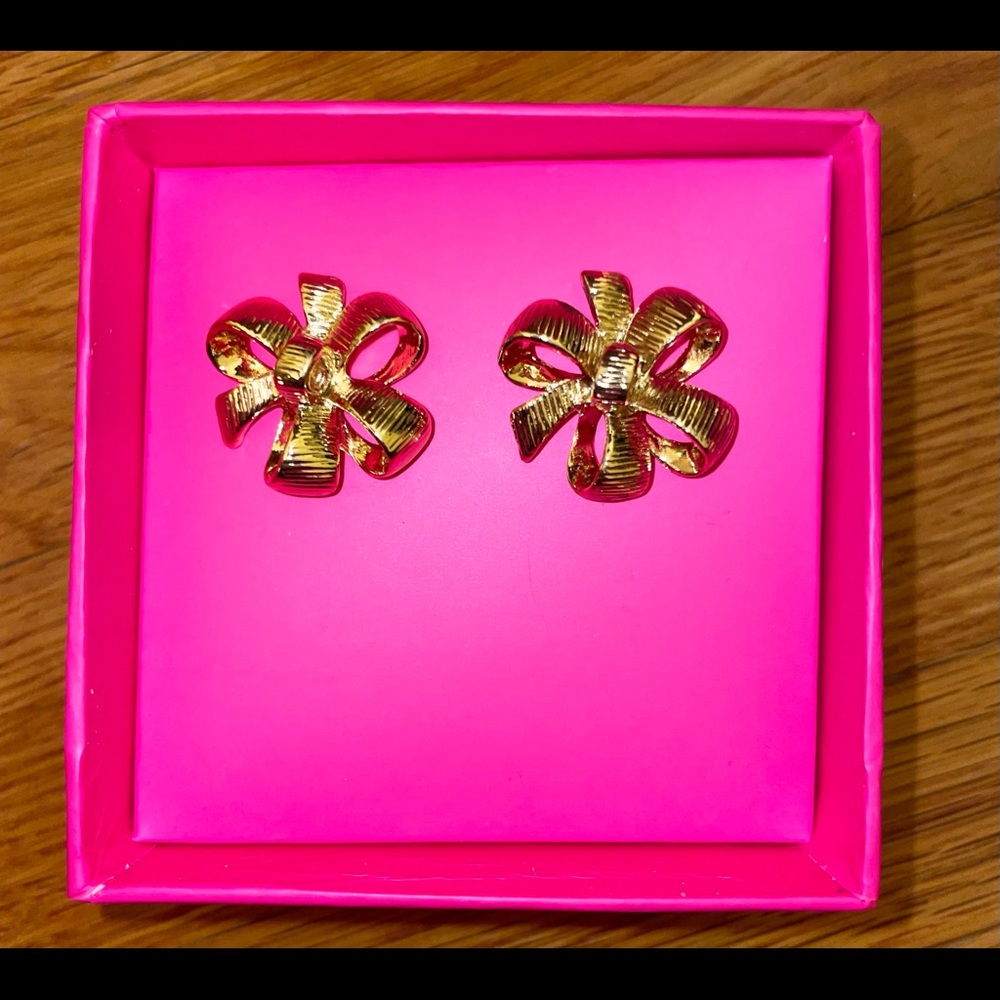 NWT Lilly Pulitzer Bow Tie Earrings Gold